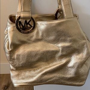 Brand new, never used Michael Kors purse